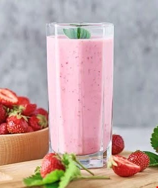 Çilekli Milkshake